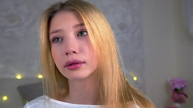 SunnivaCovil online show from April 9, 2026, 2:56 pm