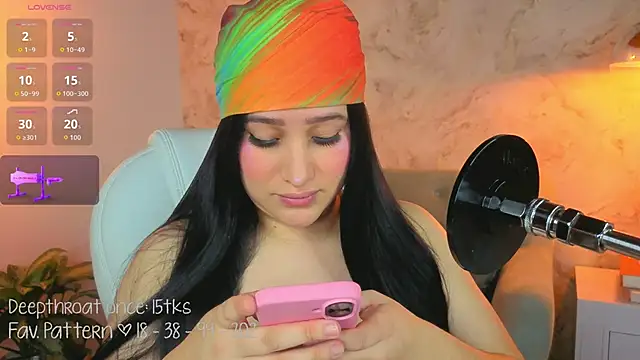 Snapshot of Leaa_Cox chatting on February 22, 2026, 4:04 am Leaa Cox online show from February 22, 2026, 4:04 am