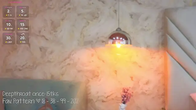 Snapshot of Leaa_Cox chatting on February 20, 2026, 6:19 am Leaa Cox online show from February 20, 2026, 6:19 am