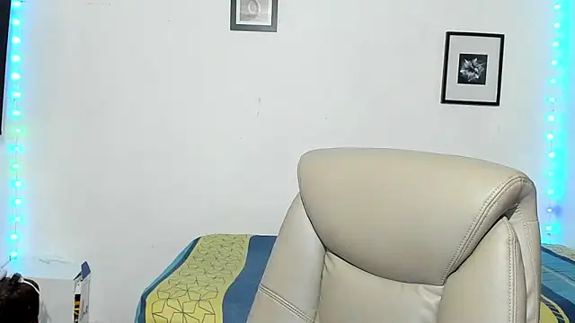 Snapshot of babymaik chatting on November 1, 2025, 5:29 pm babymaik online show from November 1, 2025, 5:29 pm