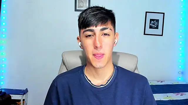 Snapshot of babymaik chatting on November 27, 2025, 3:23 pm babymaik online show from November 27, 2025, 3:23 pm