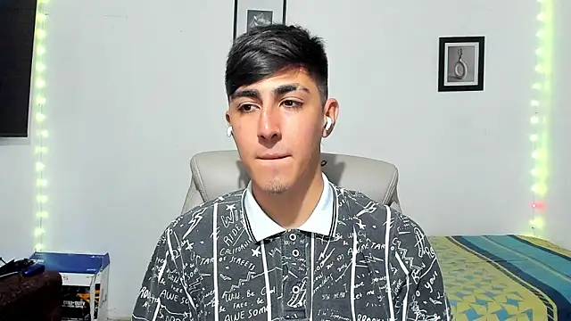 Snapshot of babymaik chatting on October 21, 2025, 8:30 pm babymaik online show from October 21, 2025, 8:30 pm