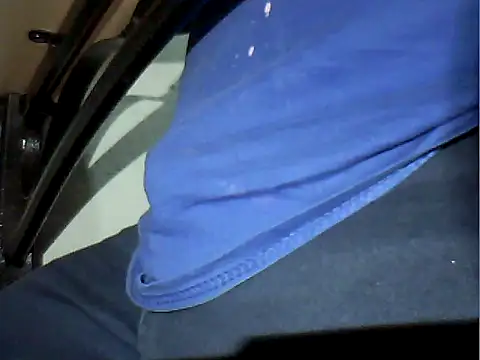 Snapshot of Mthondo-qinile chatting on December 19, 2025, 10:12 pm Mthondo-qinile online show from December 19, 2025, 10:12 pm