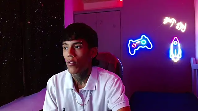 RyanKing19 online show from February 27, 2025, 2:14 am