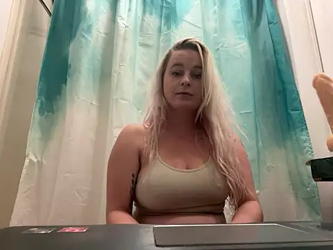 sexylilb17 online show from March 16, 2025, 9:58 pm