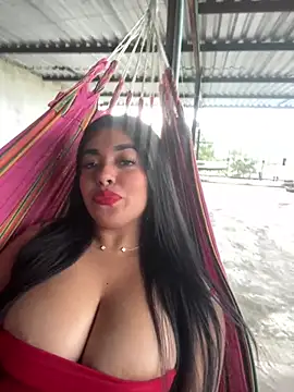 Snapshot of _SARA_69 chatting on June 14, 2026, 12:39 pm SARA 69 online show from June 14, 2026, 12:39 pm