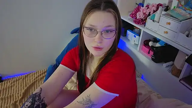 milliedoll online show from January 10, 2026, 1:28 pm