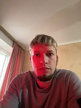 Snapshot of frama666 chatting on July 11, 2026, 4:07 pm frama666 online show from July 11, 2026, 4:07 pm