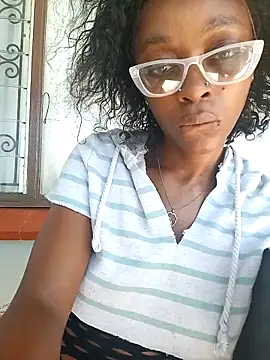 Snapshot of xxTatiannaxx chatting on March 20, 2025, 7:14 am xxTatiannaxx online show from March 20, 2025, 7:14 am