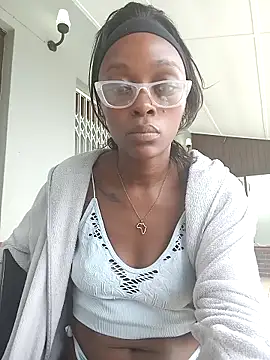 Snapshot of xxTatiannaxx chatting on March 15, 2025, 8:37 am xxTatiannaxx online show from March 15, 2025, 8:37 am