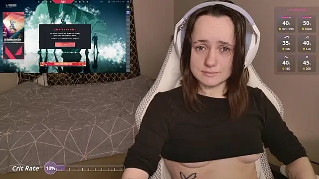 Snapshot of Luna_Loveee chatting on February 6, 2026, 3:57 am Luna Loveee online show from February 6, 2026, 3:57 am