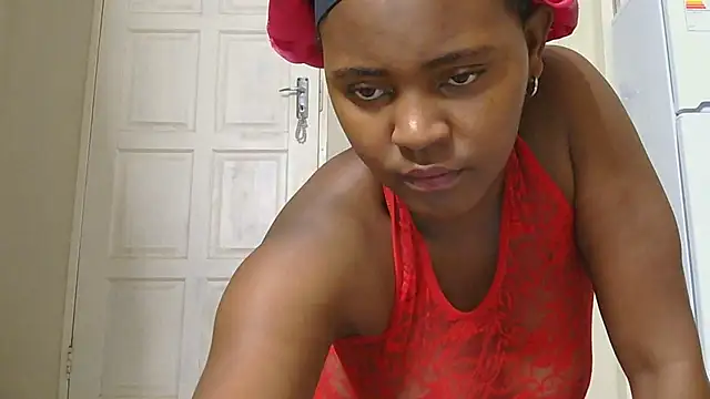 HazzelEyes2 online show from March 19, 2025, 11:36 pm