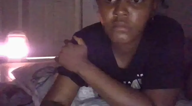 HazzelEyes2 online show from February 20, 2025, 5:23 am