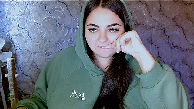 Snapshot of kitsune_8 chatting on September 25, 2025, 6:41 am kitsune 8 online show from September 25, 2025, 6:41 am