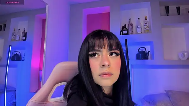 Selene bennet online show from July 11, 2026, 3:51 am