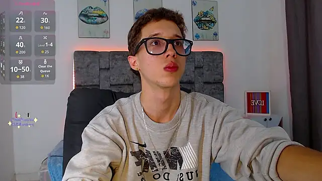 Snapshot of skinny_bigcock02 chatting on February 10, 2026, 9:58 pm skinny bigcock02 online show from February 10, 2026, 9:58 pm