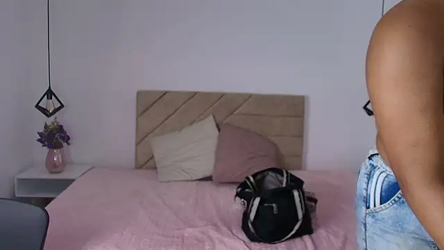 Natasha rose   online show from February 25, 2026, 2:28 pm