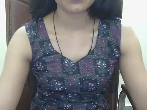 Cute Pihu01 online show from October 2, 2025, 6:00 pm