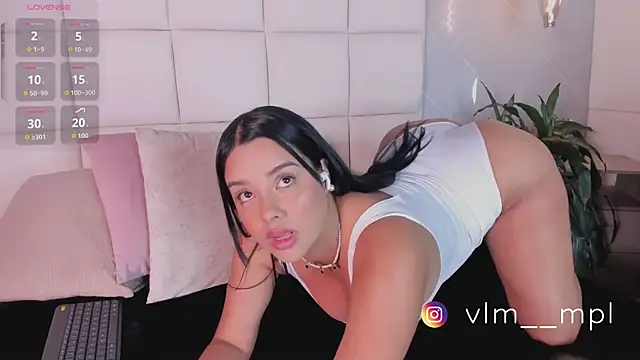Snapshot of Keyla_lage chatting on April 30, 2026, 8:57 pm Keyla lage online show from April 30, 2026, 8:57 pm