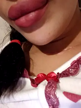 Sexlove1xo online show from November 10, 2025, 1:49 pm