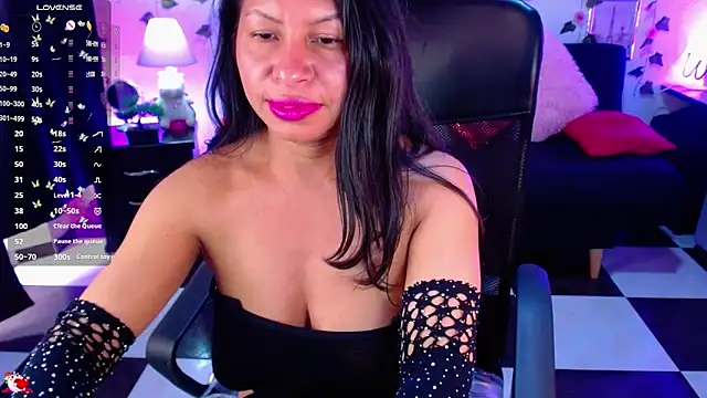 Snapshot of AbbyPrincessAGT chatting on February 4, 2026, 9:10 pm AbbyPrincessAGT online show from February 4, 2026, 9:10 pm