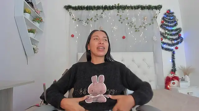 Snapshot of Emma_lorense22 chatting on December 15, 2025, 7:09 pm Emma lorense22 online show from December 15, 2025, 7:09 pm