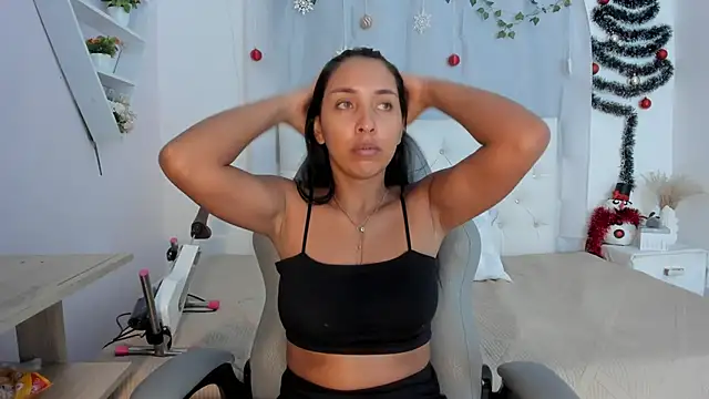 Snapshot of Emma_lorense22 chatting on December 16, 2025, 7:07 pm Emma lorense22 online show from December 16, 2025, 7:07 pm