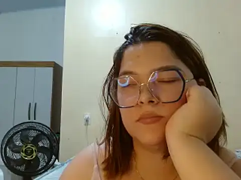 Snapshot of GoddessChaar chatting on March 20, 2025, 2:40 am GoddessChaar online show from March 20, 2025, 2:40 am