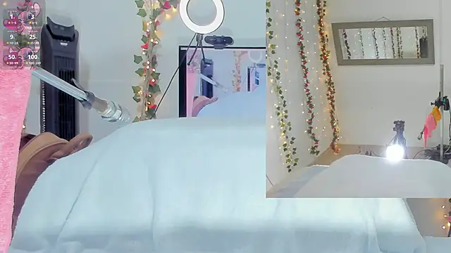 Genesis Love   online show from October 3, 2025, 9:33 am