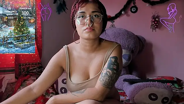 Snapshot of Maddy_Jhonsson chatting on December 14, 2025, 8:03 pm Maddy Jhonsson online show from December 14, 2025, 8:03 pm