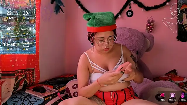 Snapshot of Maddy_Jhonsson chatting on December 22, 2025, 8:42 pm Maddy Jhonsson online show from December 22, 2025, 8:42 pm