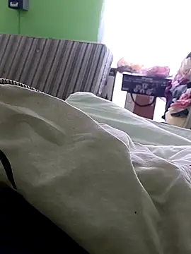 Siuxnva online show from April 7, 2026, 6:43 pm