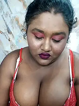 Snapshot of horny_diana chatting on January 18, 2026, 6:11 pm horny diana online show from January 18, 2026, 6:11 pm