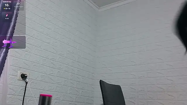 Ramona870 online show from April 20, 2026, 6:49 am