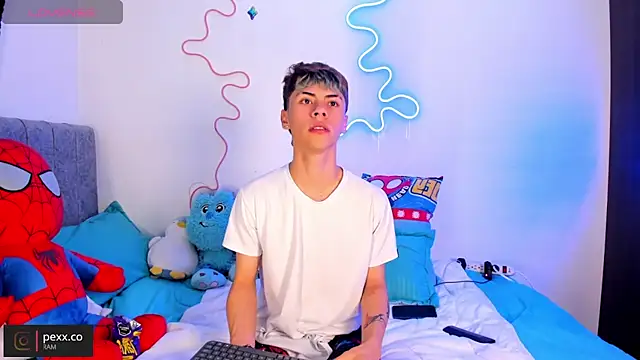 callum 77 online show from October 10, 2025, 5:08 am