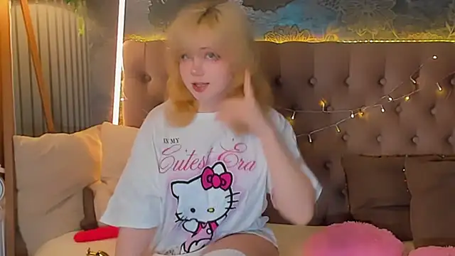 EmilyAngells online show from March 18, 2026, 7:00 am