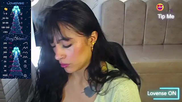 Snapshot of Isabella_Collen_v chatting on December 16, 2025, 1:15 pm Isabella Collen v online show from December 16, 2025, 1:15 pm