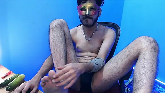 rahulkajuuu0909 online show from December 16, 2025, 10:47 pm