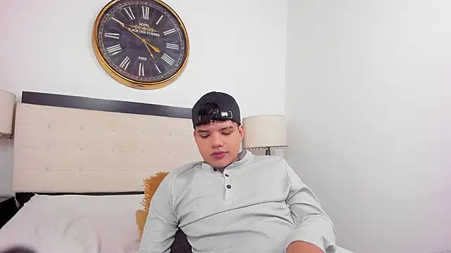 Snapshot of Axel_Forte chatting on June 25, 2026, 2:44 pm Axel Forte online show from June 25, 2026, 2:44 pm