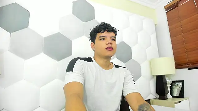 Axel Forte online show from March 5, 2026, 1:40 pm