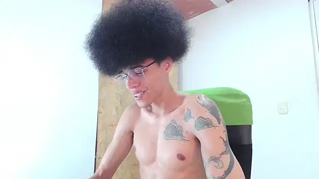 Smith Gael online show from April 28, 2026, 10:25 pm