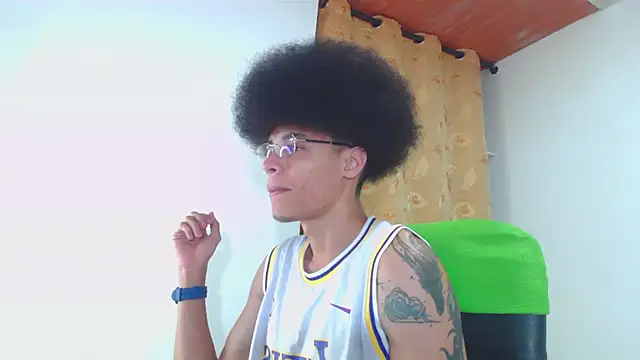 Snapshot of Smith_Gael chatting on June 14, 2026, 9:38 pm Smith Gael online show from June 14, 2026, 9:38 pm