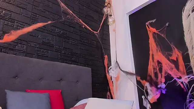 Snapshot of Maite_Smith_ chatting on October 29, 2025, 12:31 am Maite Smith online show from October 29, 2025, 12:31 am