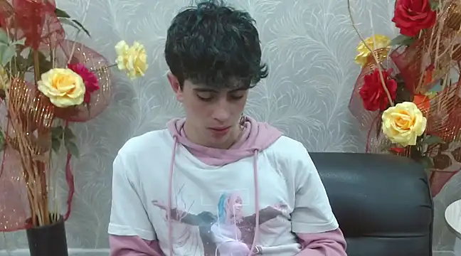 Snapshot of star_boyxx chatting on March 17, 2025, 7:58 pm star boyxx online show from March 17, 2025, 7:58 pm