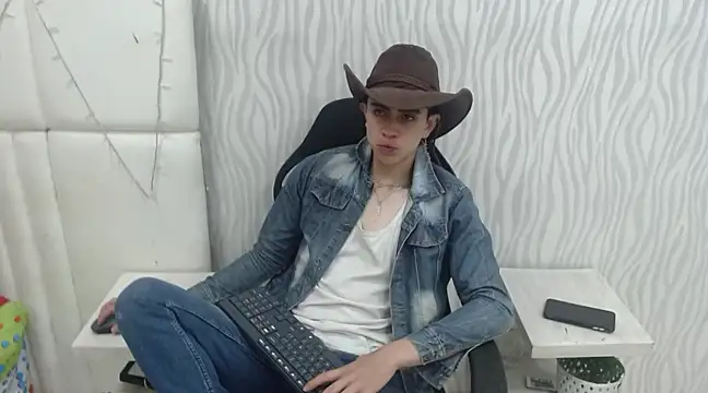 Snapshot of star_boyxx chatting on March 1, 2025, 1:40 pm star boyxx online show from March 1, 2025, 1:40 pm