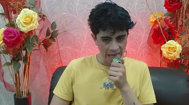 Snapshot of star_boyxx chatting on March 10, 2025, 7:40 pm star boyxx online show from March 10, 2025, 7:40 pm