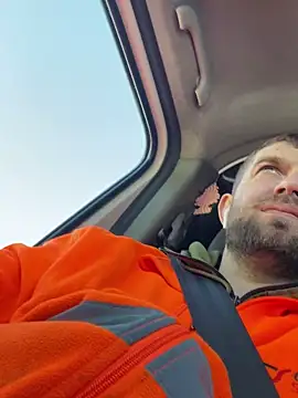 Snapshot of daniel21p chatting on February 25, 2025, 12:16 pm daniel21p online show from February 25, 2025, 12:16 pm