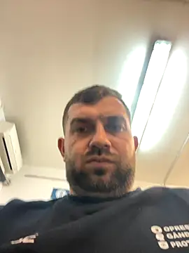 Snapshot of daniel21p chatting on November 17, 2025, 2:26 am daniel21p online show from November 17, 2025, 2:26 am