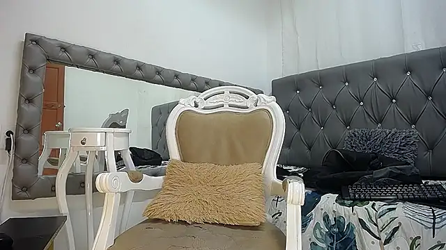 Javier Hot27 online show from December 2, 2025, 6:31 pm