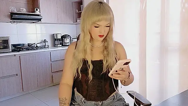 Snapshot of ScarletThompsonx chatting on June 20, 2026, 9:31 pm ScarletThompsonx online show from June 20, 2026, 9:31 pm